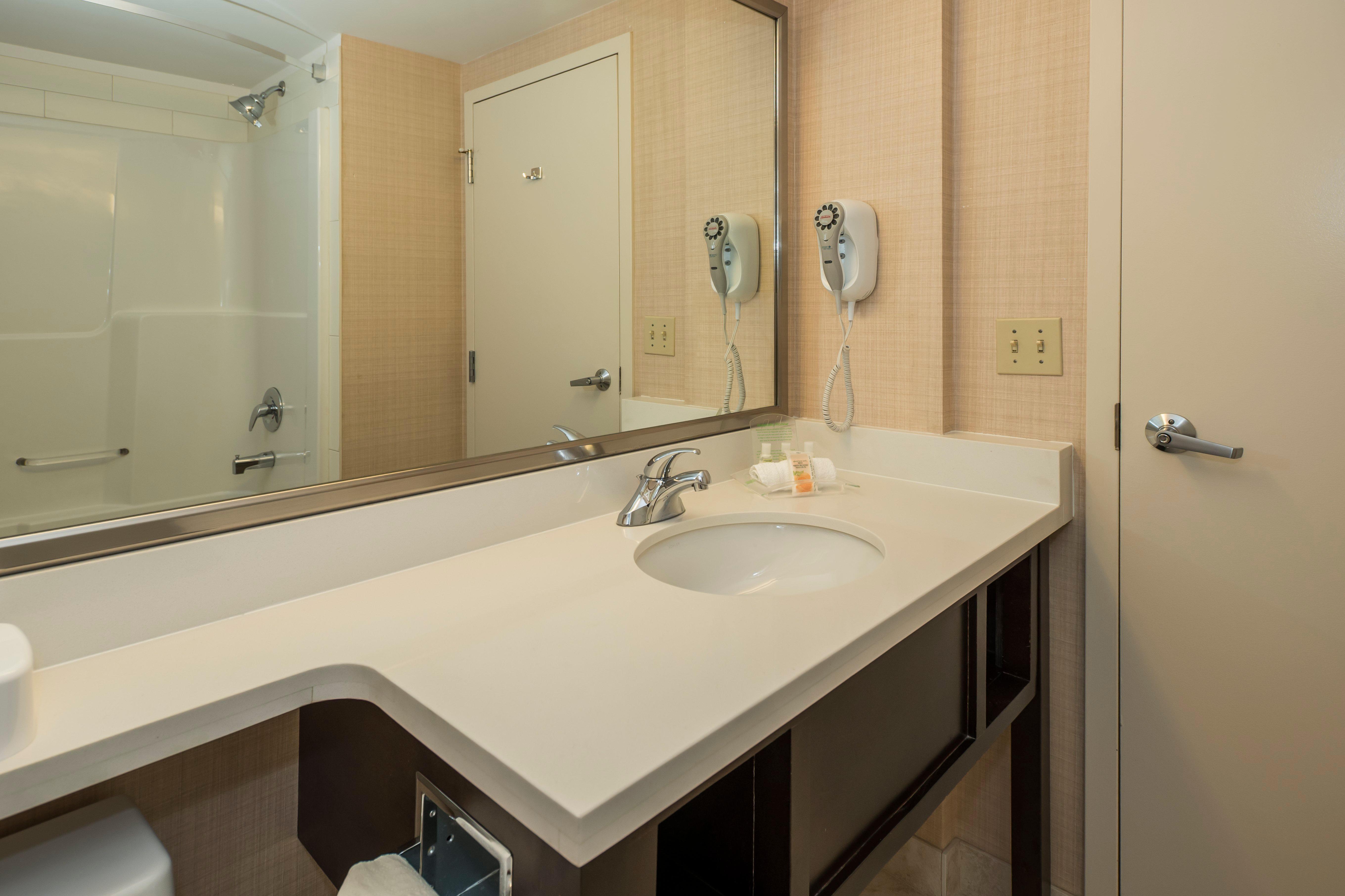 Holiday Inn Conference Centre Edmonton South By Ihg Экстерьер фото