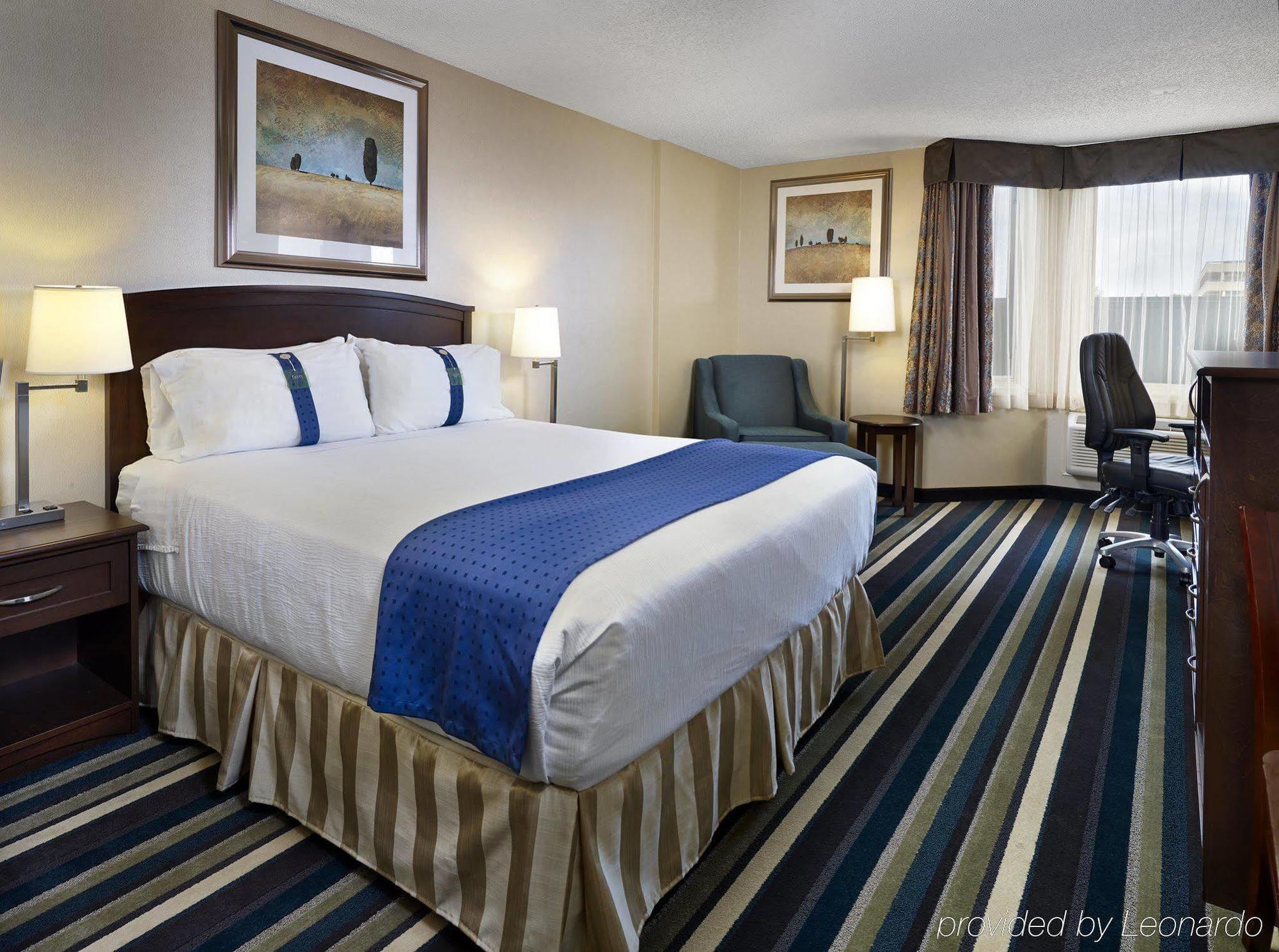 Holiday Inn Conference Centre Edmonton South By Ihg Экстерьер фото