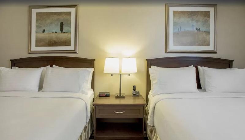 Holiday Inn Conference Centre Edmonton South By Ihg Экстерьер фото